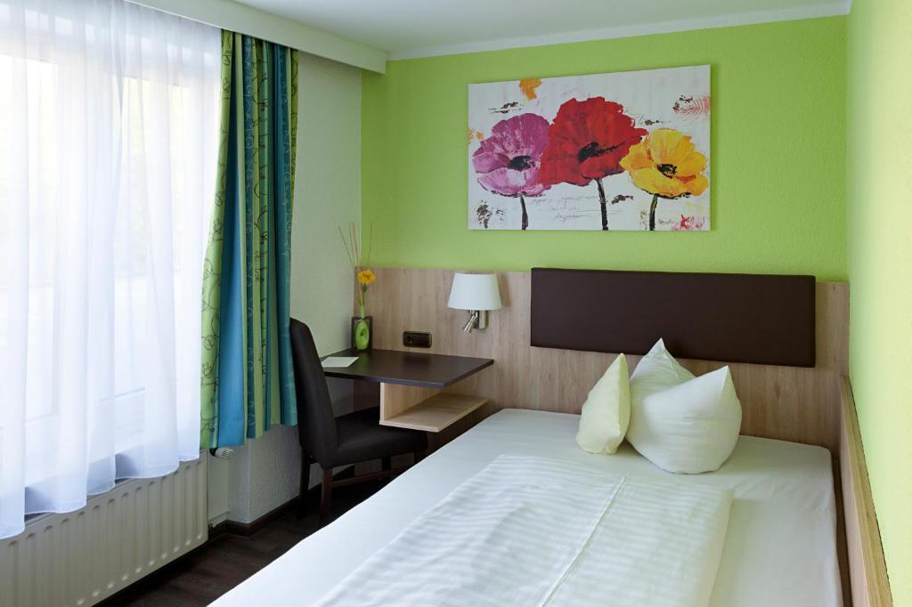 Hotel Blauer Karpfen Oberschleißheim Habitación foto